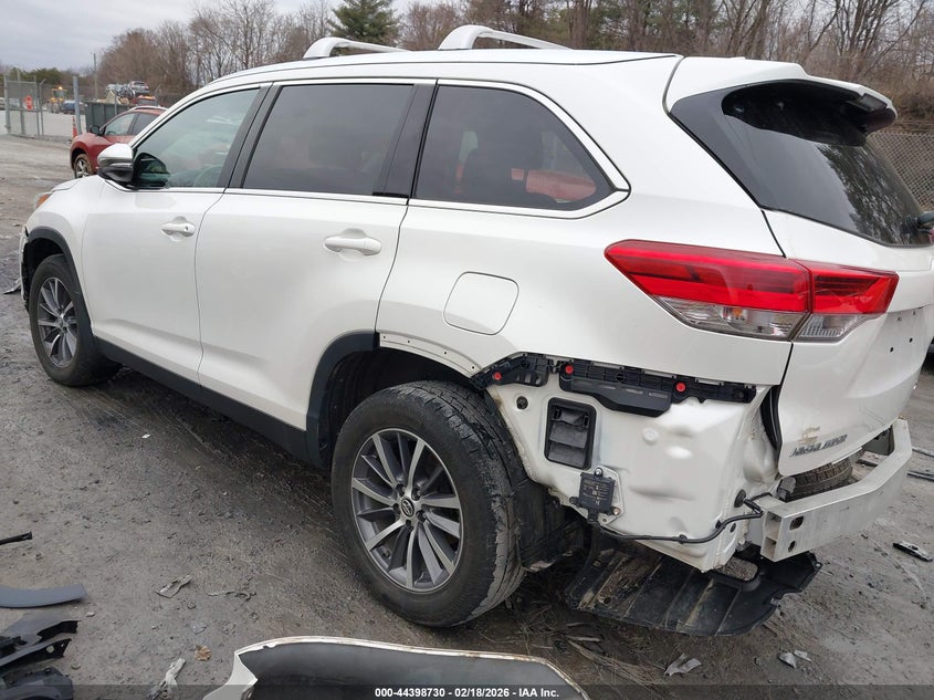 2019 Toyota Highlander Xle
