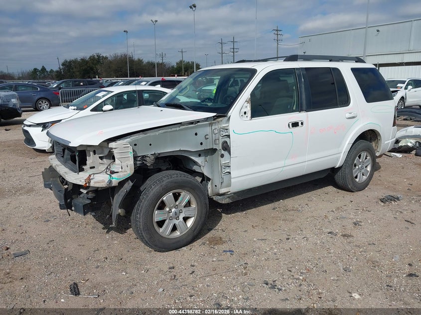 2010 Ford Explorer Xlt 1FMEU6DE3AUA47161 photo 1
