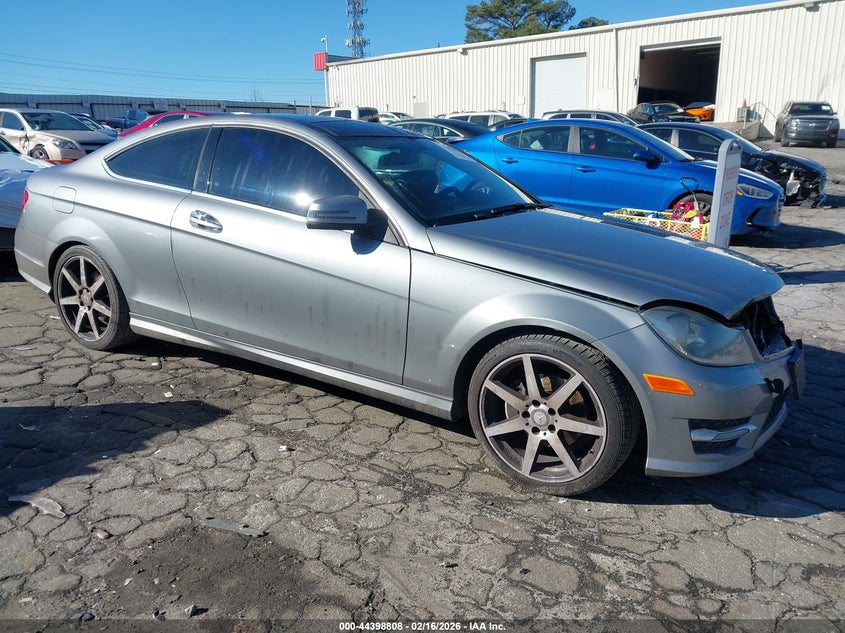 2015 Mercedes-Benz C 250