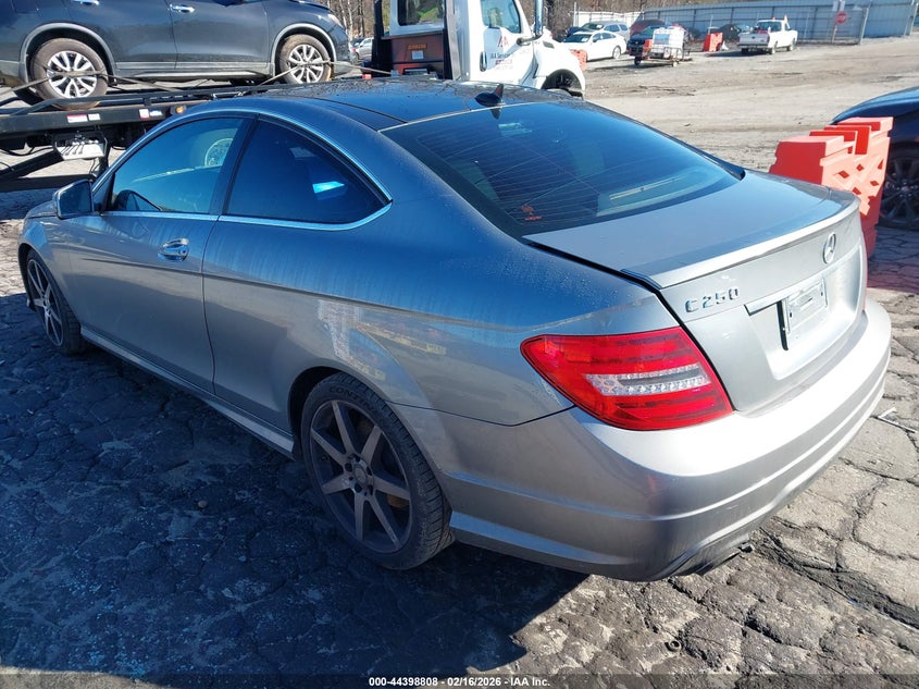 2015 Mercedes-Benz C 250