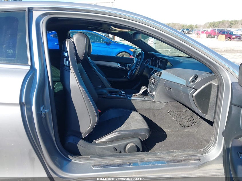 2015 Mercedes-Benz C 250