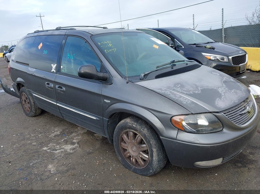 2004 Chrysler Town & Country Touring
