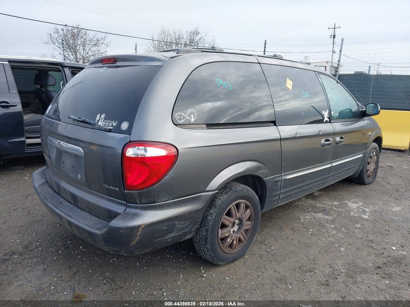 2004 Chrysler Town & Country Touring