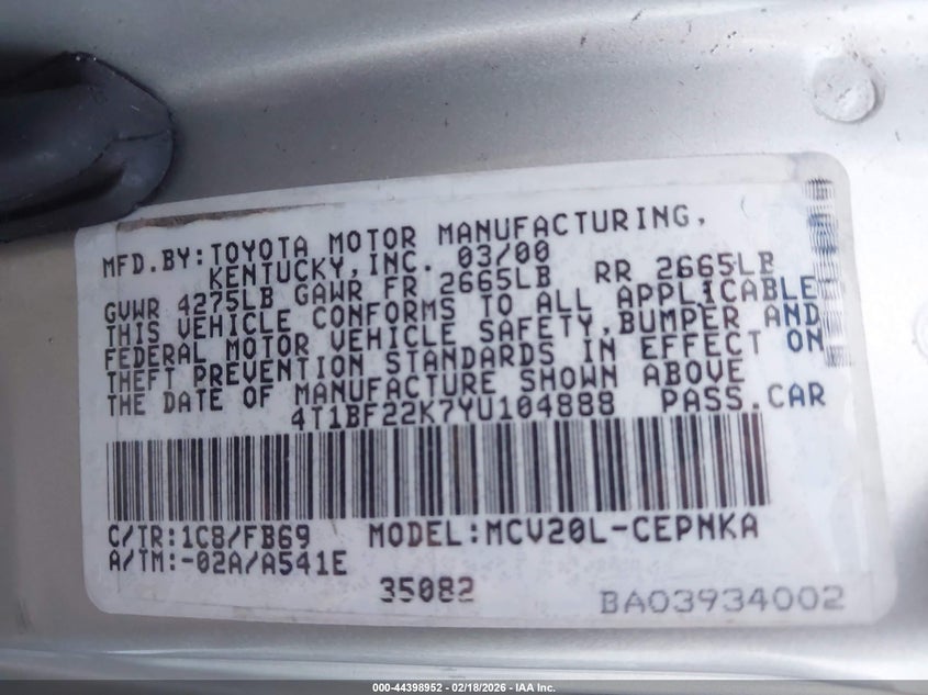 2000 Toyota Camry Le V6 VIN: 4T1BF22K7YU104888 Lot: 44398952