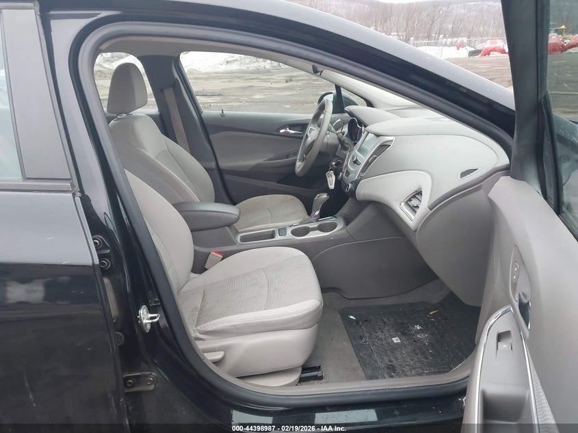 2018 Chevrolet Cruze Ls Auto