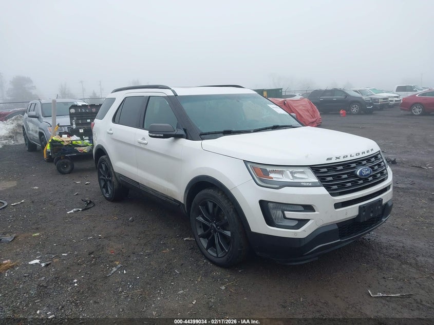 2017 Ford Explorer Xlt