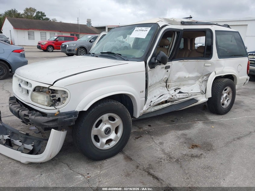 2000 Ford Explorer Limited