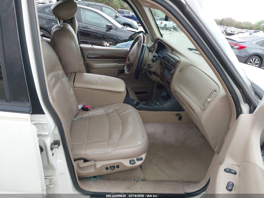 2000 Ford Explorer Limited