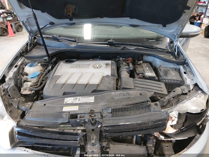 2011 Volkswagen Golf Tdi 4-Door VIN: WVWDM7AJ5BW193994 Lot: 44399067