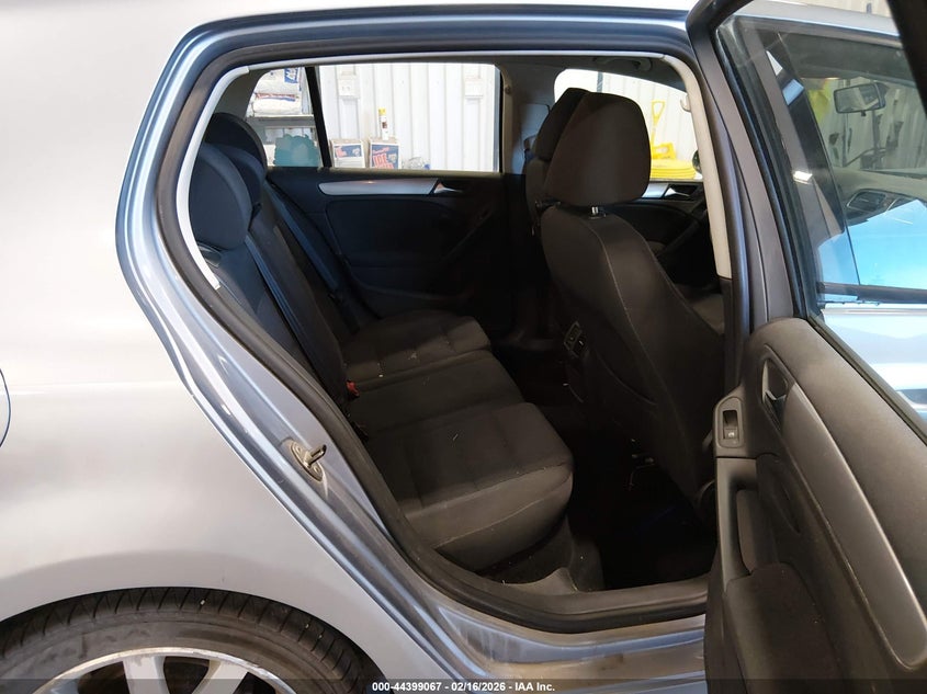 2011 Volkswagen Golf Tdi 4-Door VIN: WVWDM7AJ5BW193994 Lot: 44399067