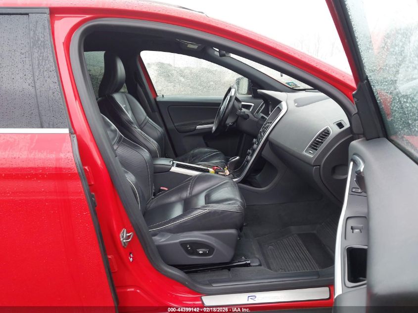 2014 Volvo Xc60 T6 R-Design Platinum