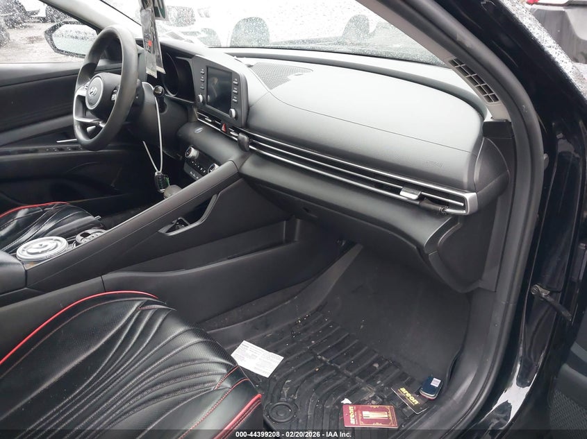 2022 Hyundai Elantra Sel