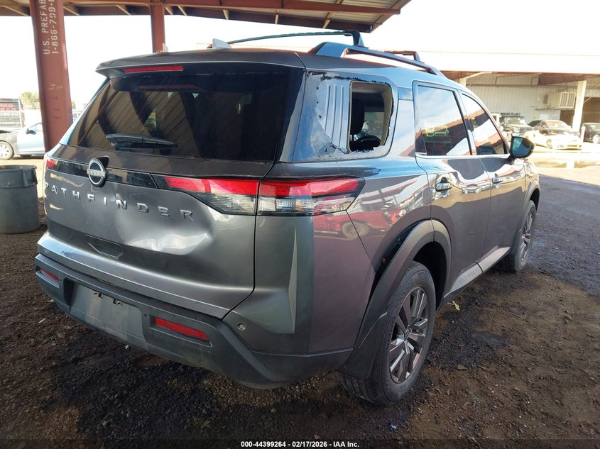 AtlanticExpress - Nissan Pathfinder