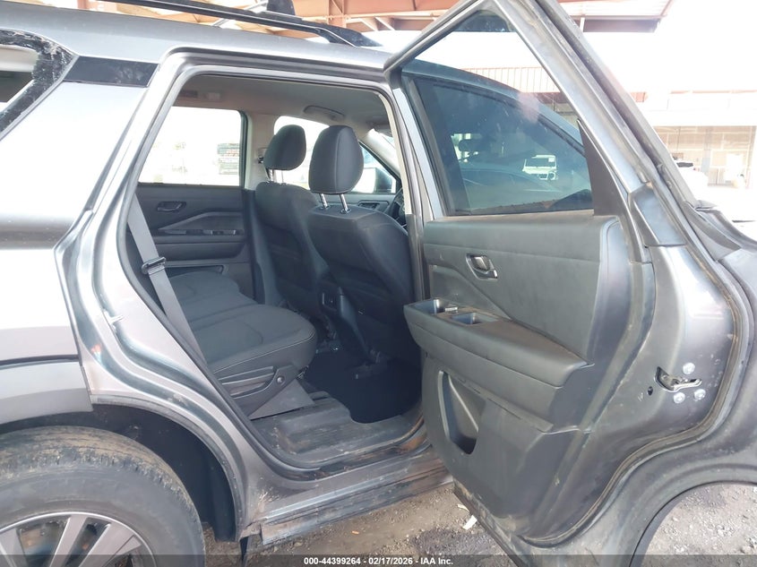 AtlanticExpress - Nissan Pathfinder
