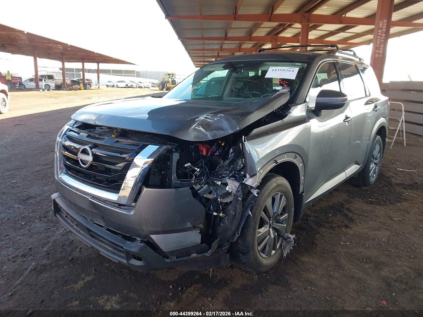2025 NISSAN PATHFINDER auction photo 2