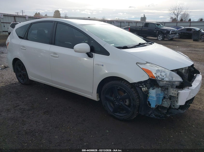 2014 Toyota Prius V Five