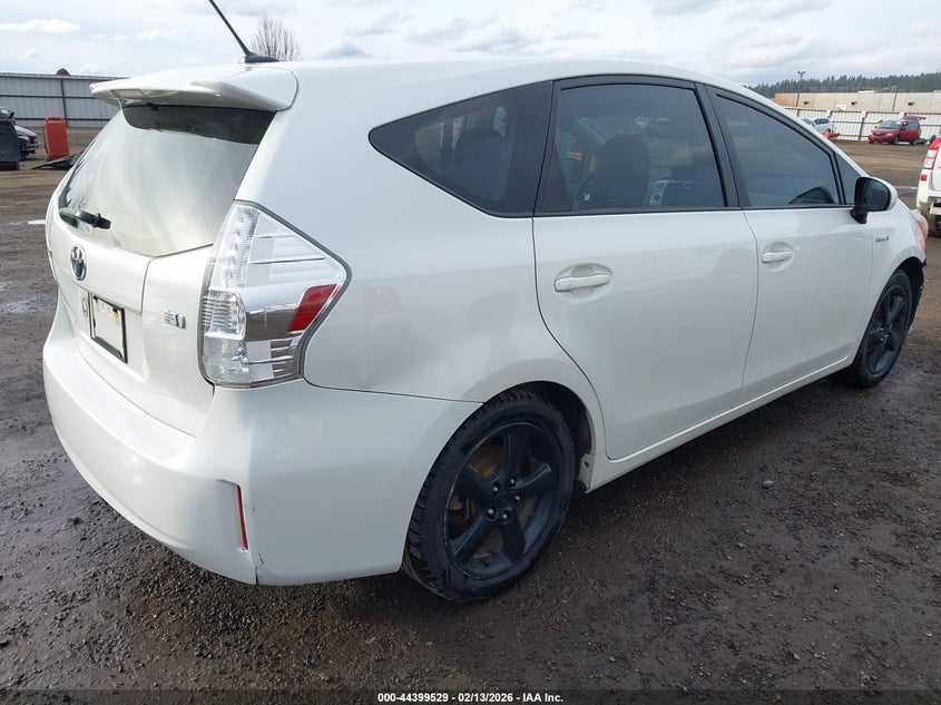 2014 Toyota Prius V Five