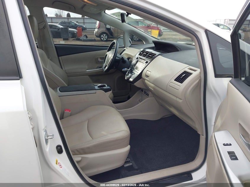 2014 Toyota Prius V Five