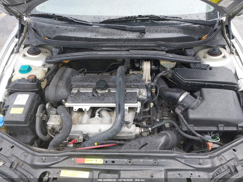 2004 Volvo V70 2.5T VIN: YV1SW59V542443106 Lot: 44399535