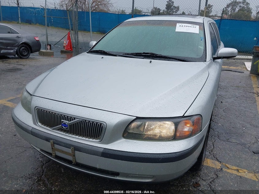 2004 Volvo V70 2.5T VIN: YV1SW59V542443106 Lot: 44399535
