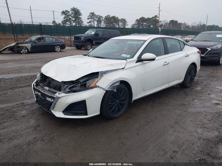 2025 Nissan Altima Sv Fwd