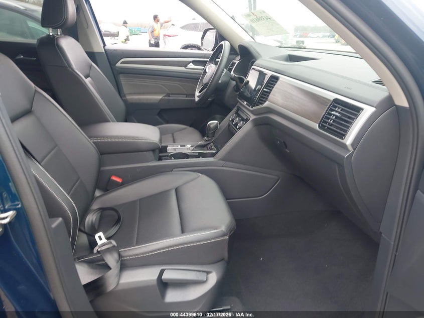 2023 Volkswagen Atlas 3.6L V6 Se W/Technology