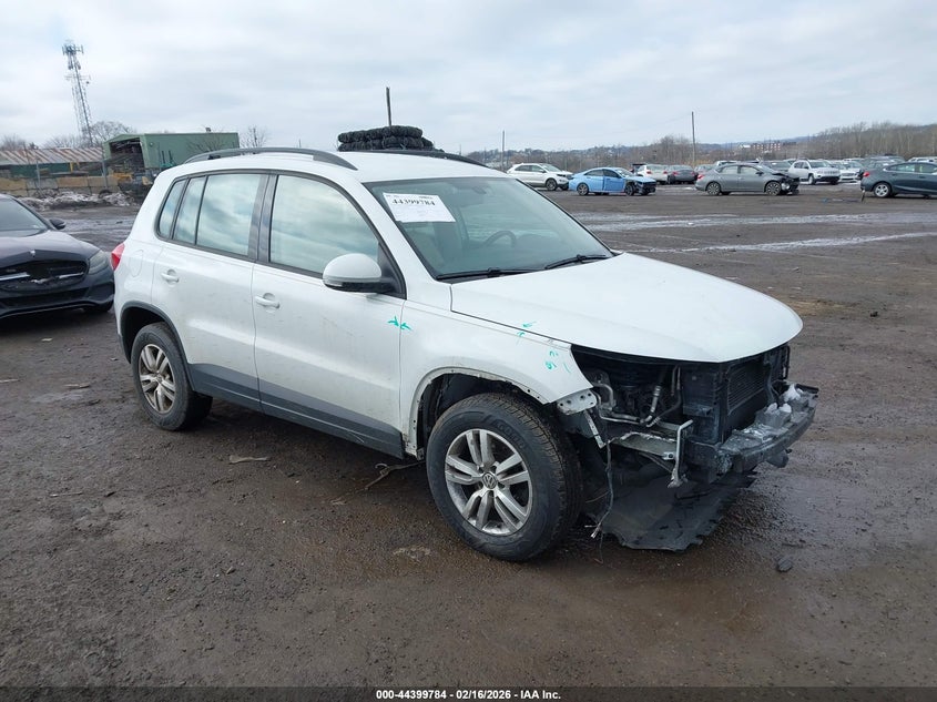 2016 Volkswagen Tiguan S