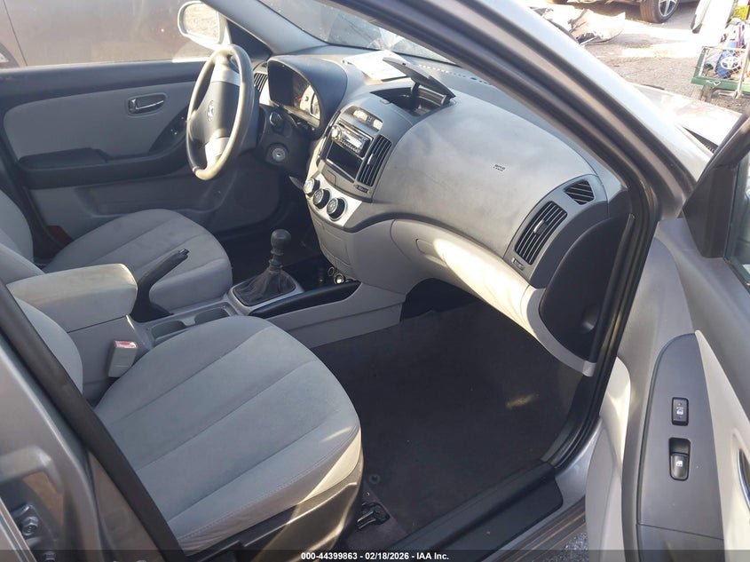 2010 Hyundai Elantra Blue