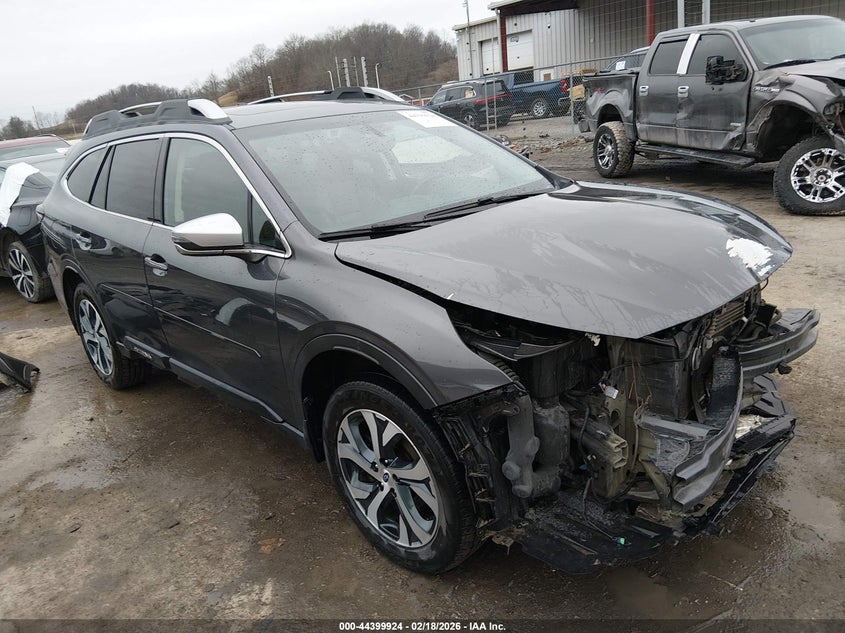 2021 Subaru Outback Touring Xt