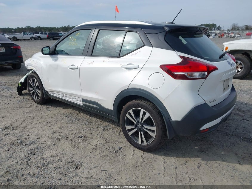 2019 Nissan Kicks Sr