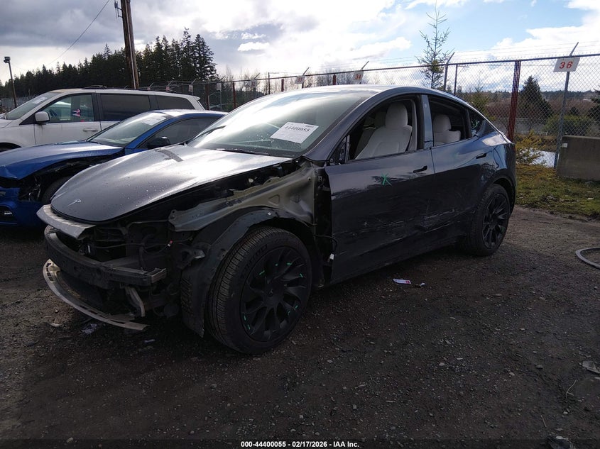 2021 Tesla Model Y Long Range Dual Motor All-Wheel Drive