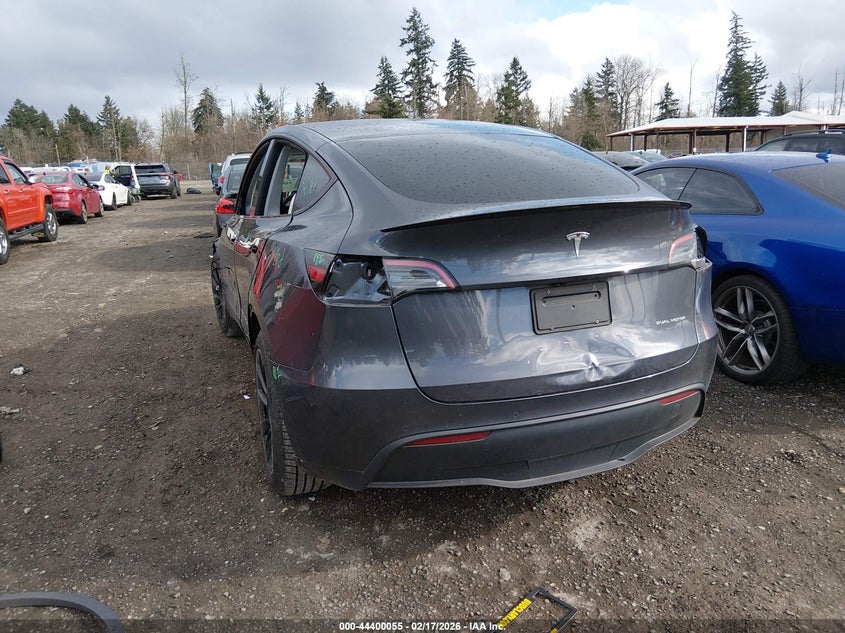 2021 Tesla Model Y Long Range Dual Motor All-Wheel Drive