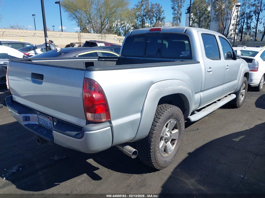 2005 Toyota Tacoma Base V6