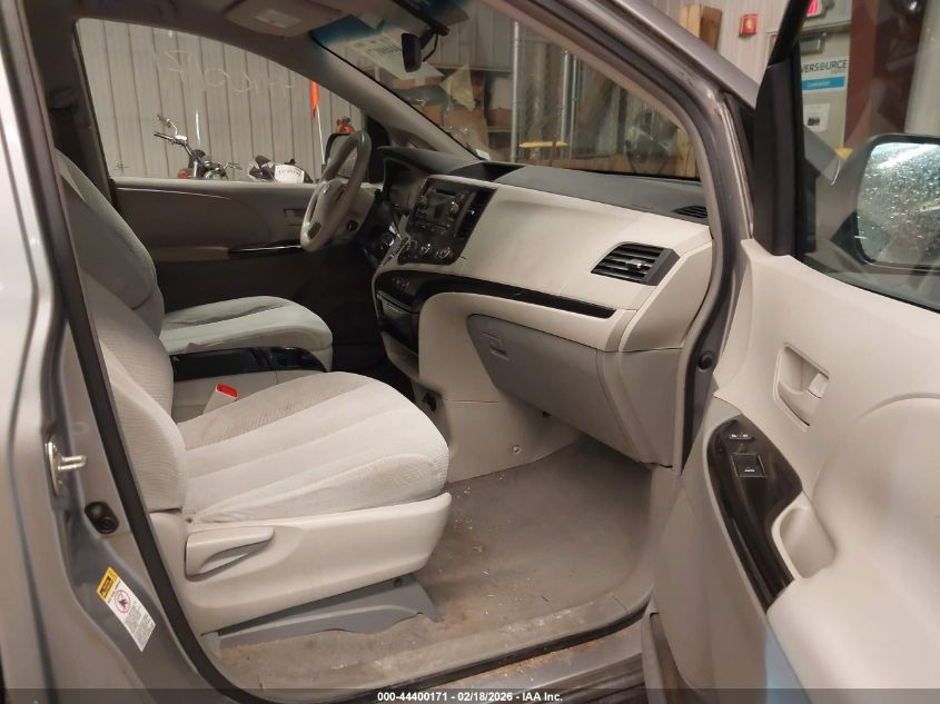 2011 Toyota Sienna Le V6