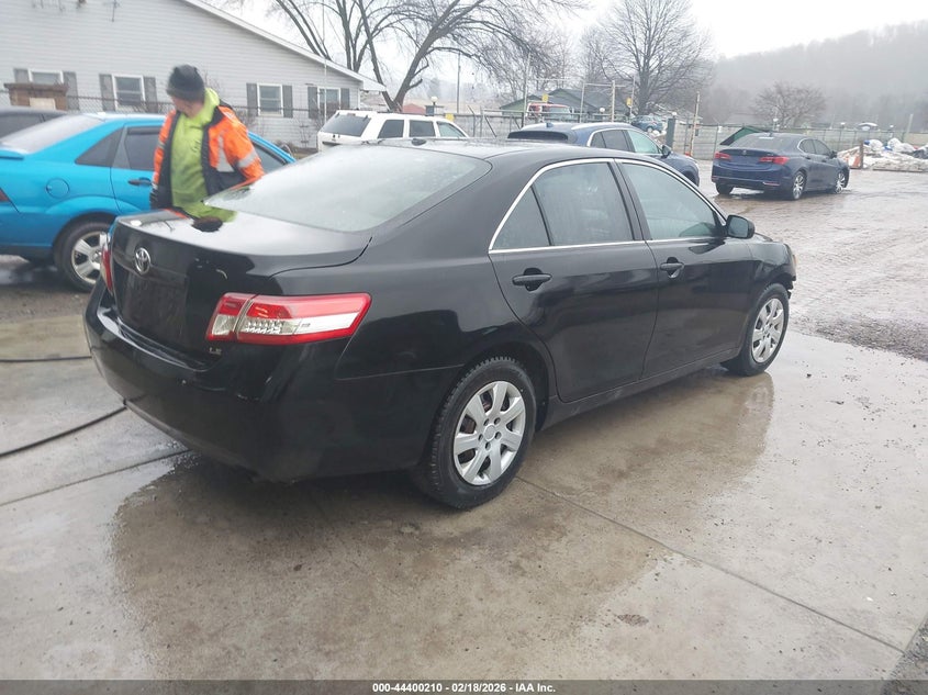 2010 Toyota Camry Le