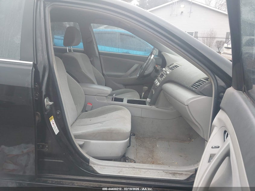 2010 Toyota Camry Le