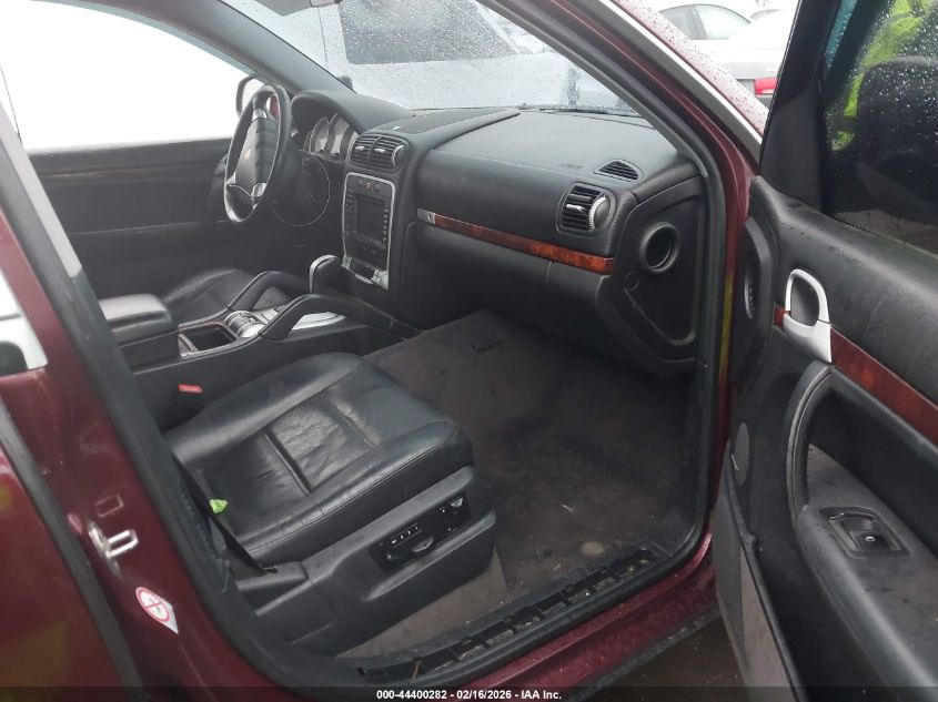 2004 Porsche Cayenne S