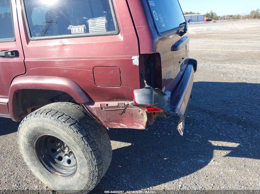 2001 Jeep Cherokee Sport VIN: 1J4FT48S01L627421 Lot: 44400297