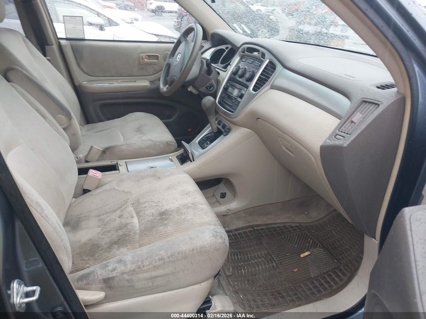 2004 Toyota Highlander V6