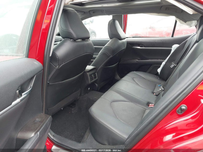 2022 TOYOTA CAMRY auction photo 8