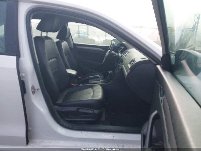 2015 Volkswagen Passat 1.8T Wolfsburg Edition