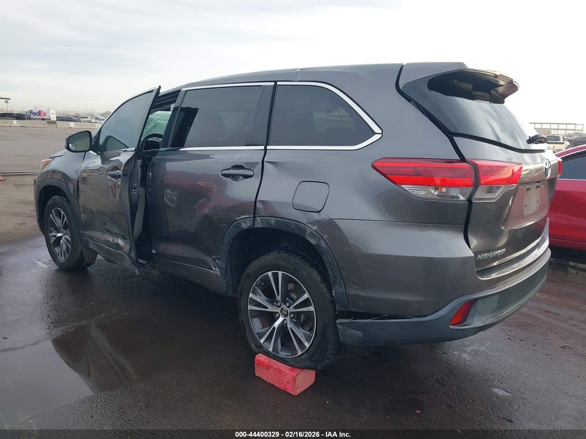 2018 Toyota Highlander Le