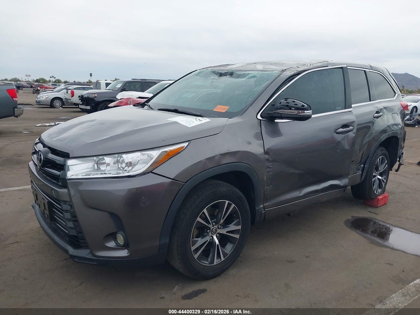 2018 Toyota Highlander Le