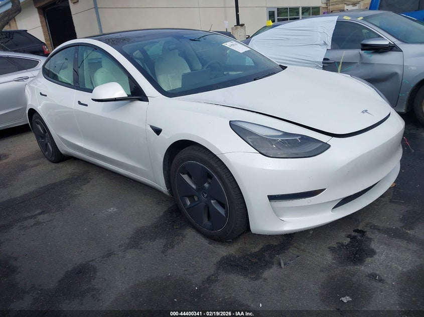 2021 Tesla Model 3 Standard Range Plus Rear-Wheel Drive
