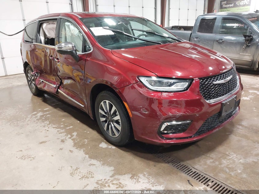 2023 Chrysler Pacifica Hybrid Limited