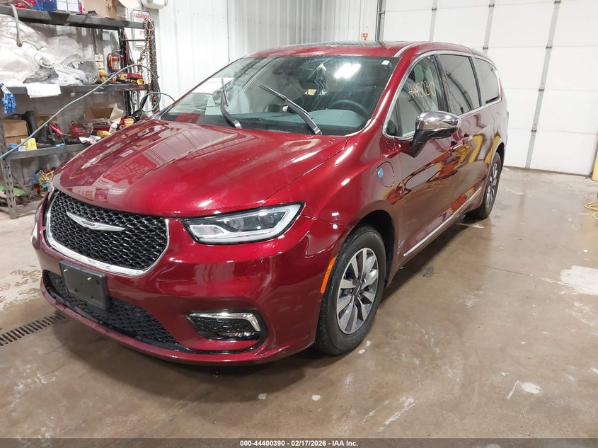2023 Chrysler Pacifica Hybrid Limited