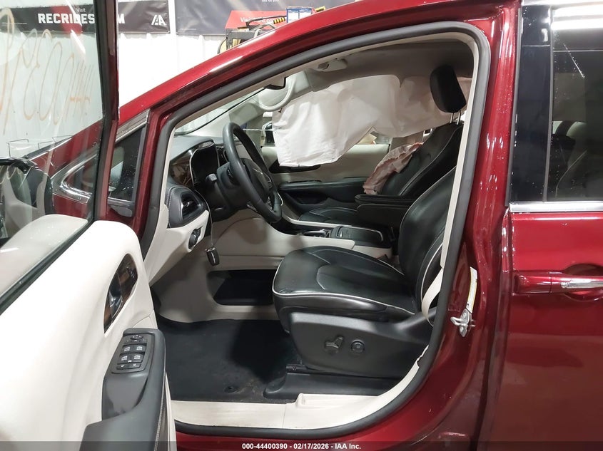 2023 Chrysler Pacifica Hybrid Limited