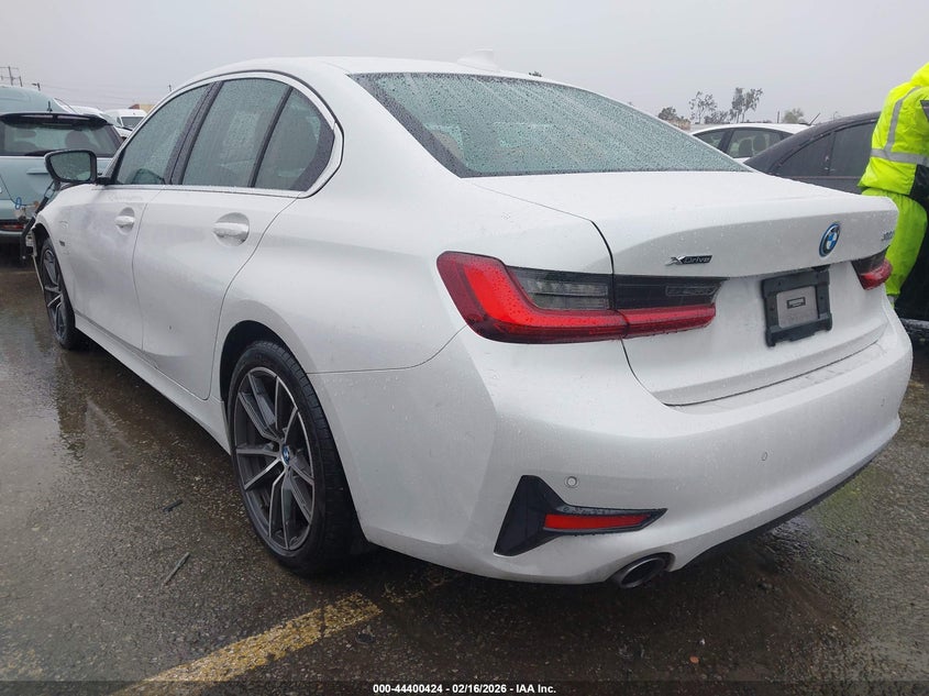 2022 BMW 330E xDrive