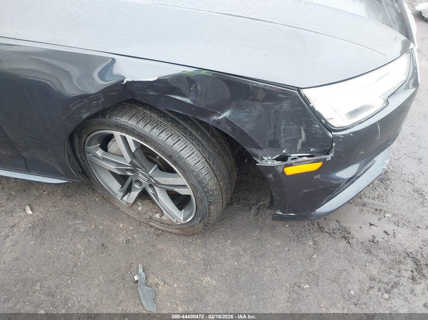 2018 Audi A4 2.0T Premium VIN: WAUENAF43JN008005 Lot: 44400470