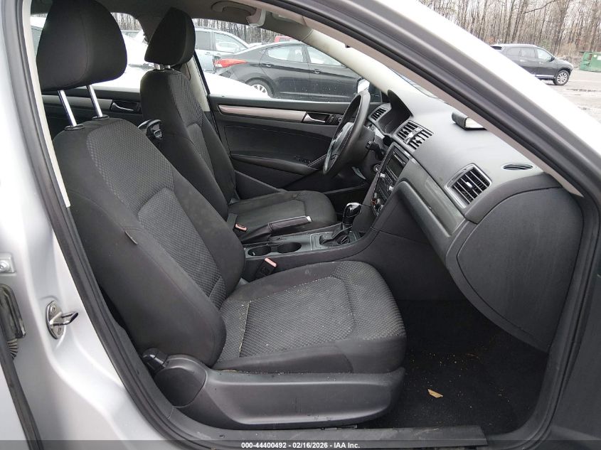 2013 Volkswagen Passat S